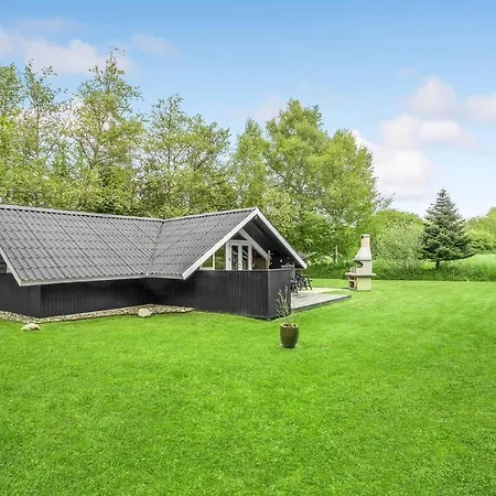 3 Bedroom Stunning In *